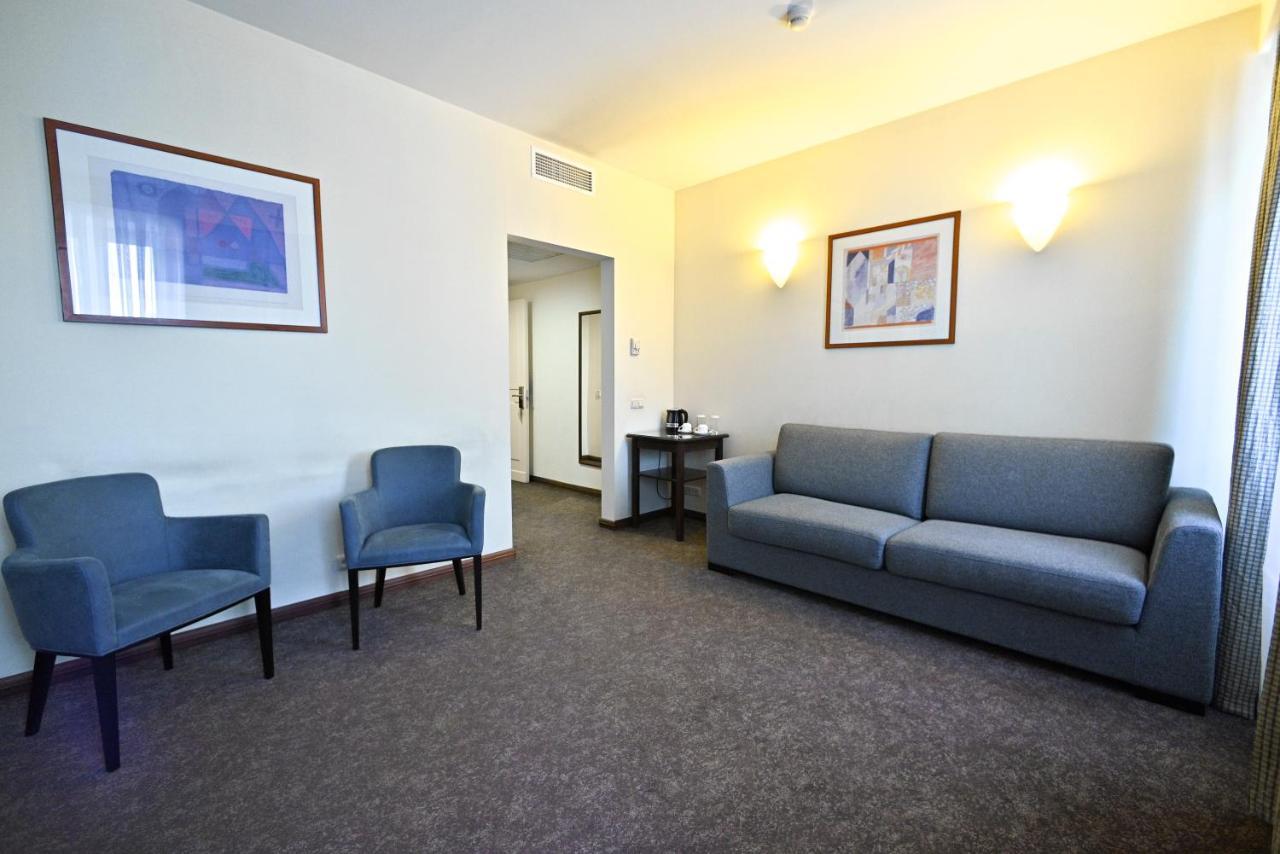 Europe Hotel Jerevan Eksteriør billede