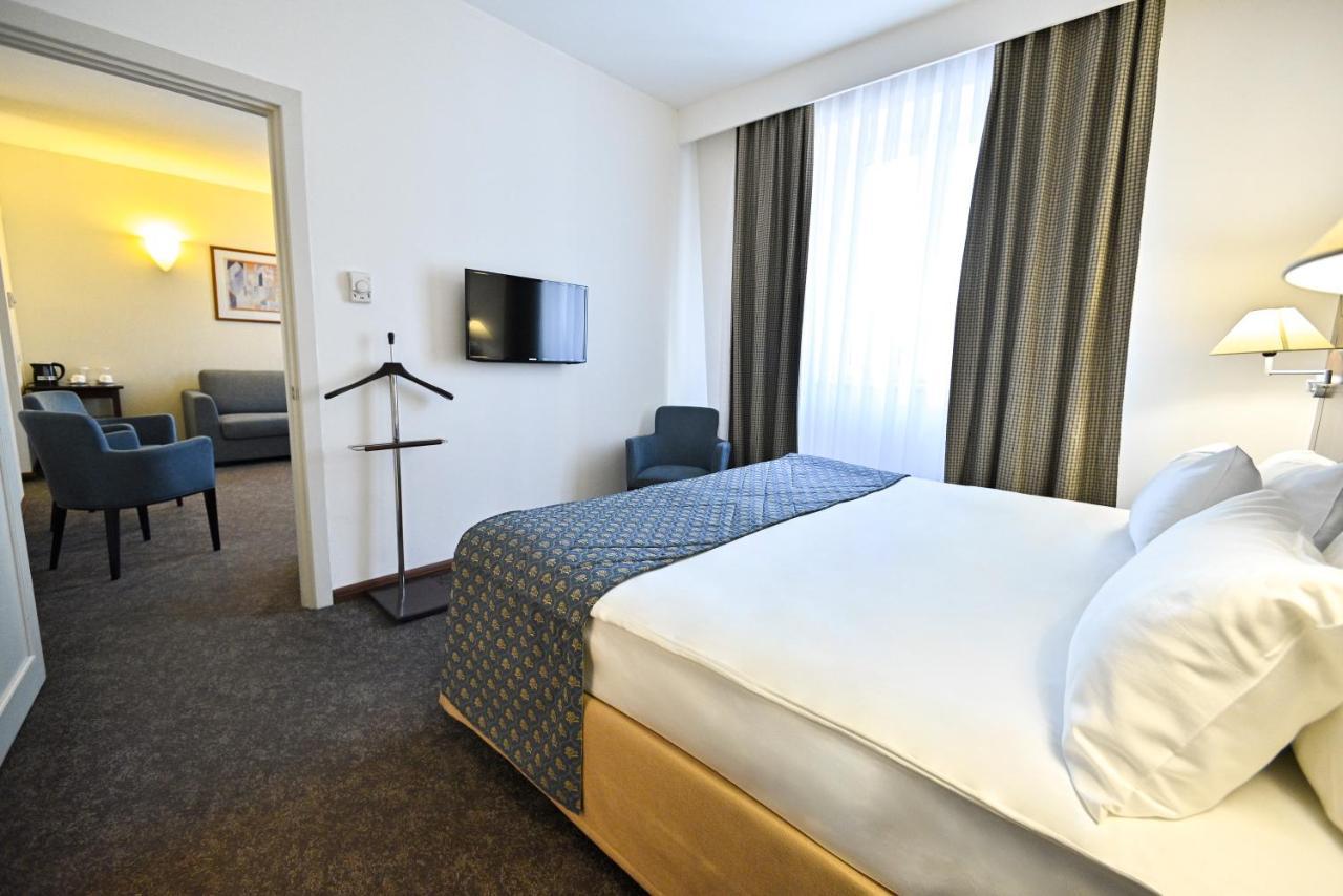 Europe Hotel Jerevan Eksteriør billede